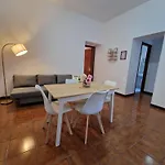 펜션 Charming With Private Patio Near Swiss Border And Transport - Daisy, Loggiadeifiori 코모