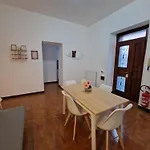 Charming With Private Patio Near Swiss Border And Transport - Daisy, Loggiadeifiori 펜션 *