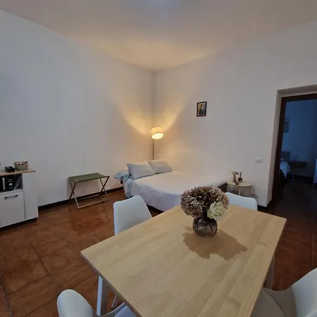 펜션 Charming With Private Patio Near Swiss Border And Transport - Daisy, Loggiadeifiori *