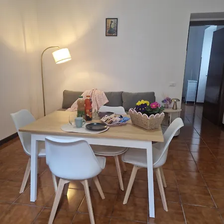 펜션 Charming With Private Patio Near Swiss Border And Transport - Daisy, Loggiadeifiori