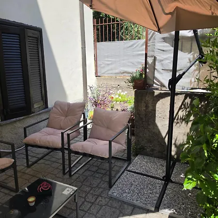 Charming With Private Patio Near Swiss Border And Transport - Daisy, Loggiadeifiori *