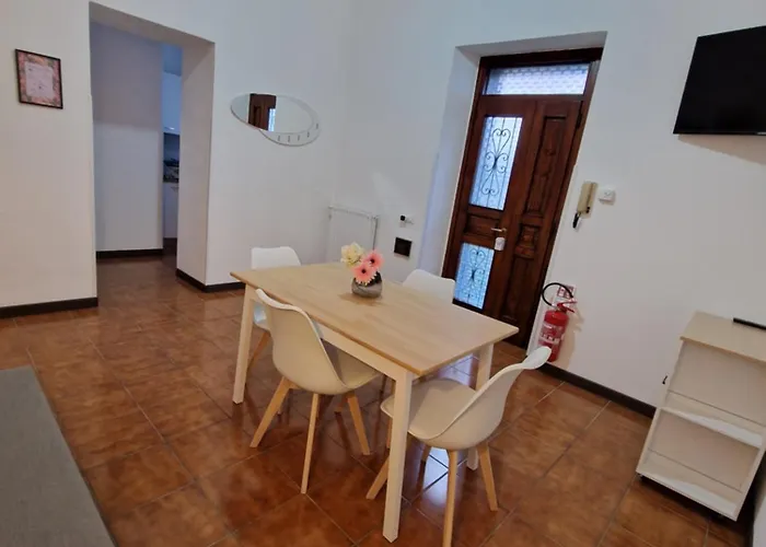 펜션 Daisy, Loggiadeifiori - Cozy In 코모